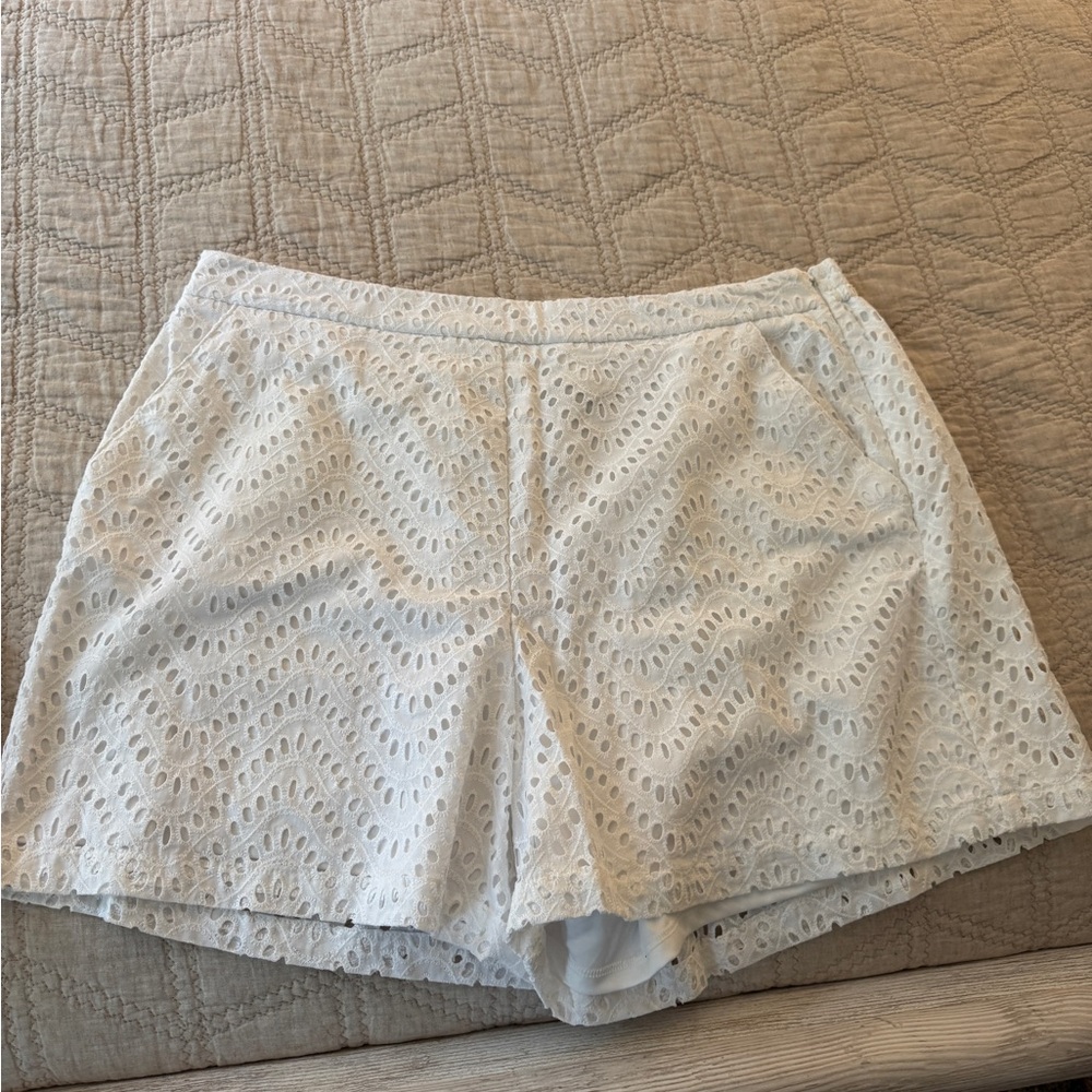 Elegant White Eyelet Women Shorts